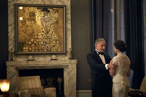 who owns the woman in gold painting now